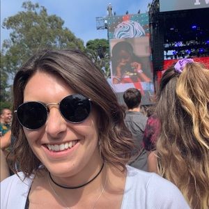 Meet your Posher, Miranda